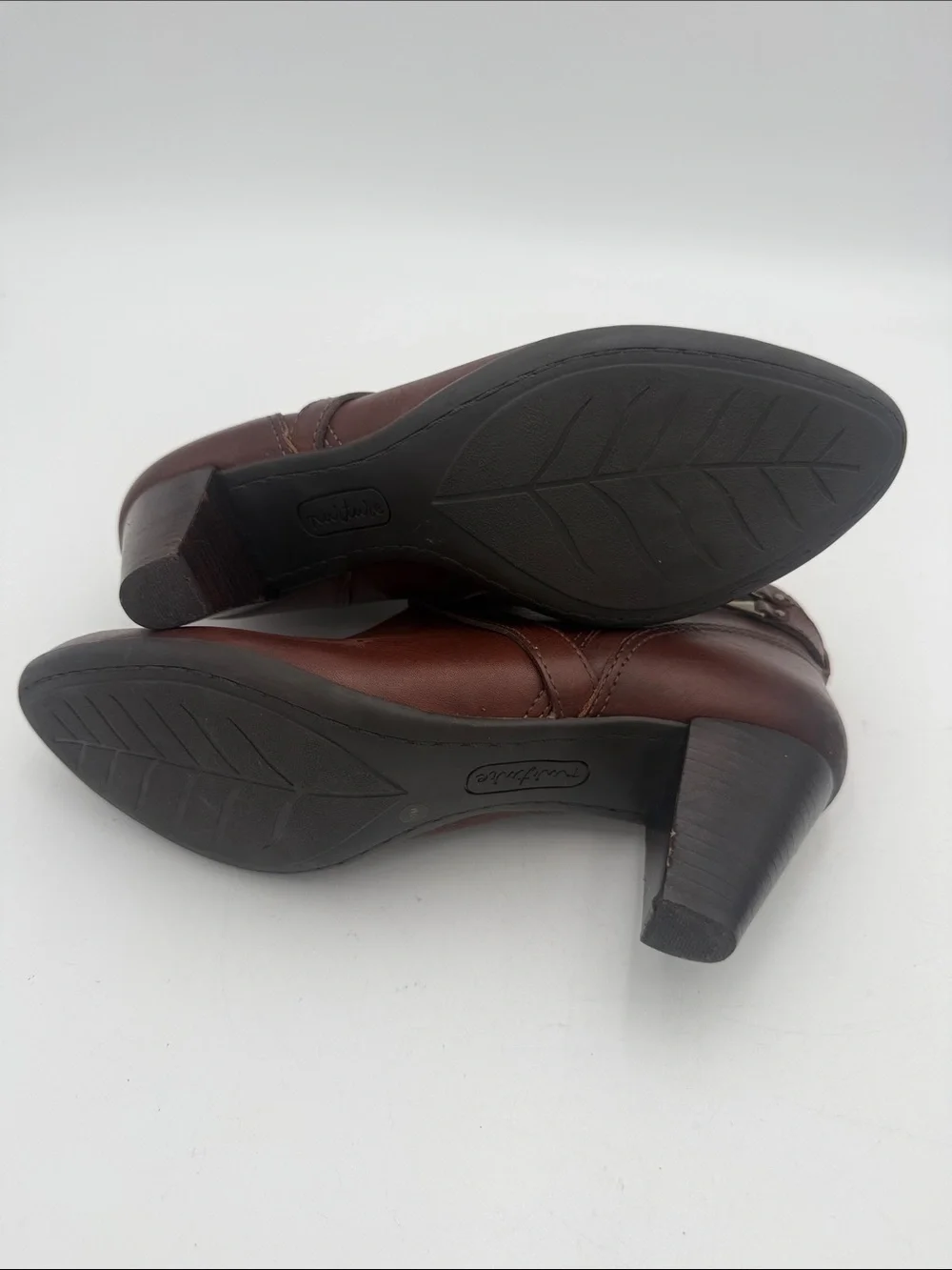 Nurture Women's Brown Leather Ankle Booties 10M Side Zip fall casual office Y2K